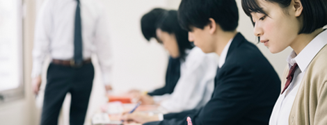 学年・科目混在での同時演習も、先生1人で見守れる